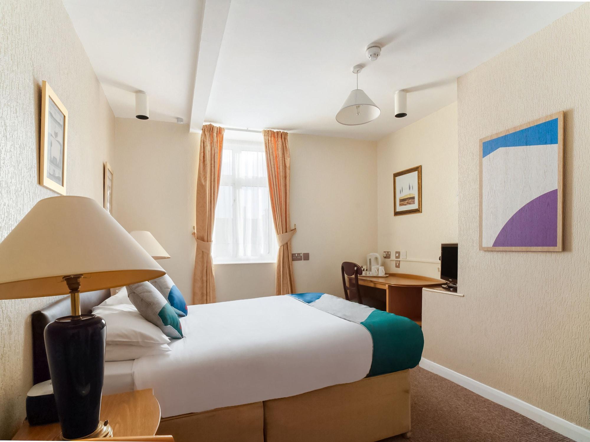 Oyo The Palm Court Hotel WTA-toernooi van WTA-toernooi van Eastbourne Buitenkant foto