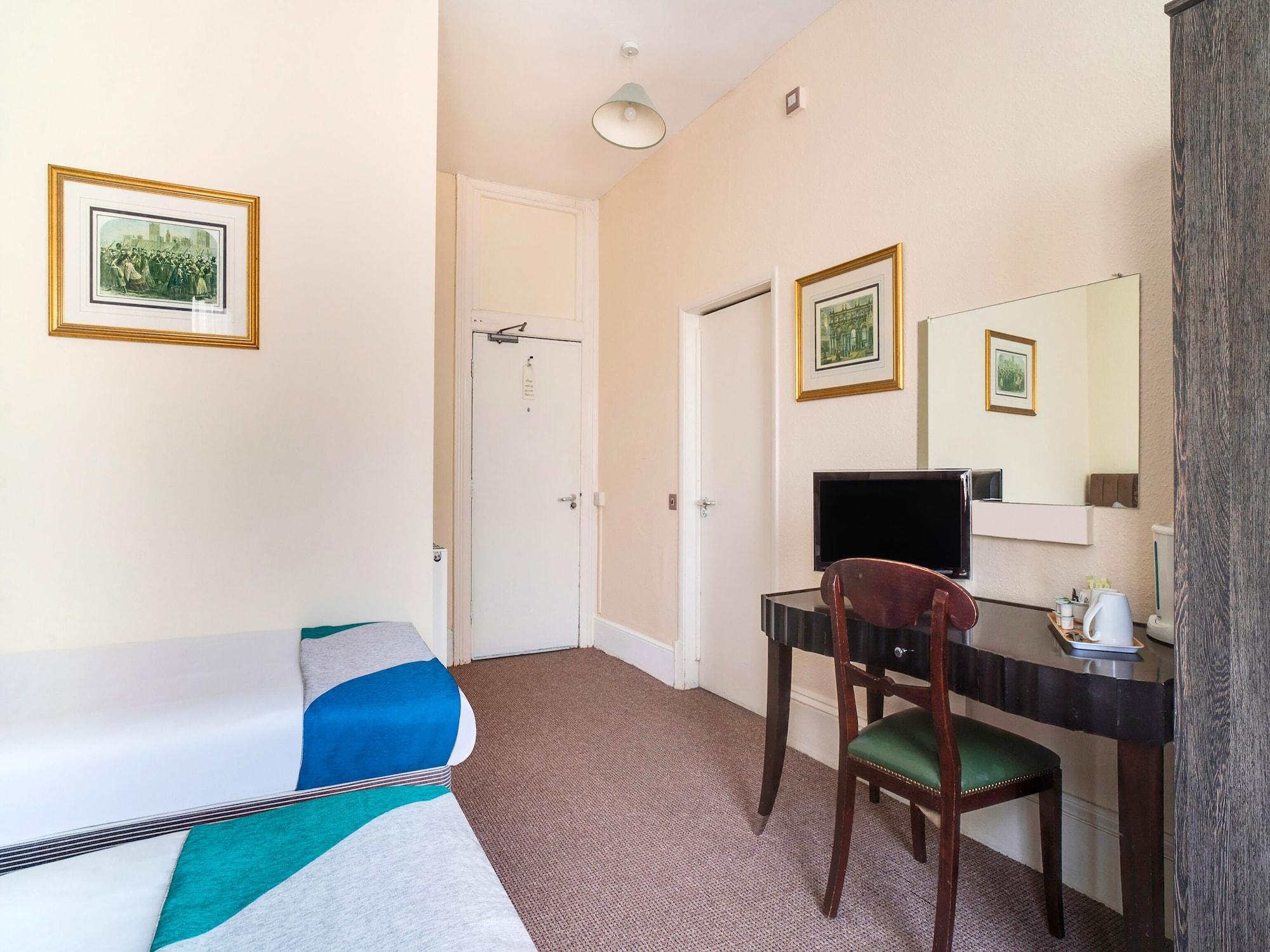 Oyo The Palm Court Hotel WTA-toernooi van WTA-toernooi van Eastbourne Buitenkant foto