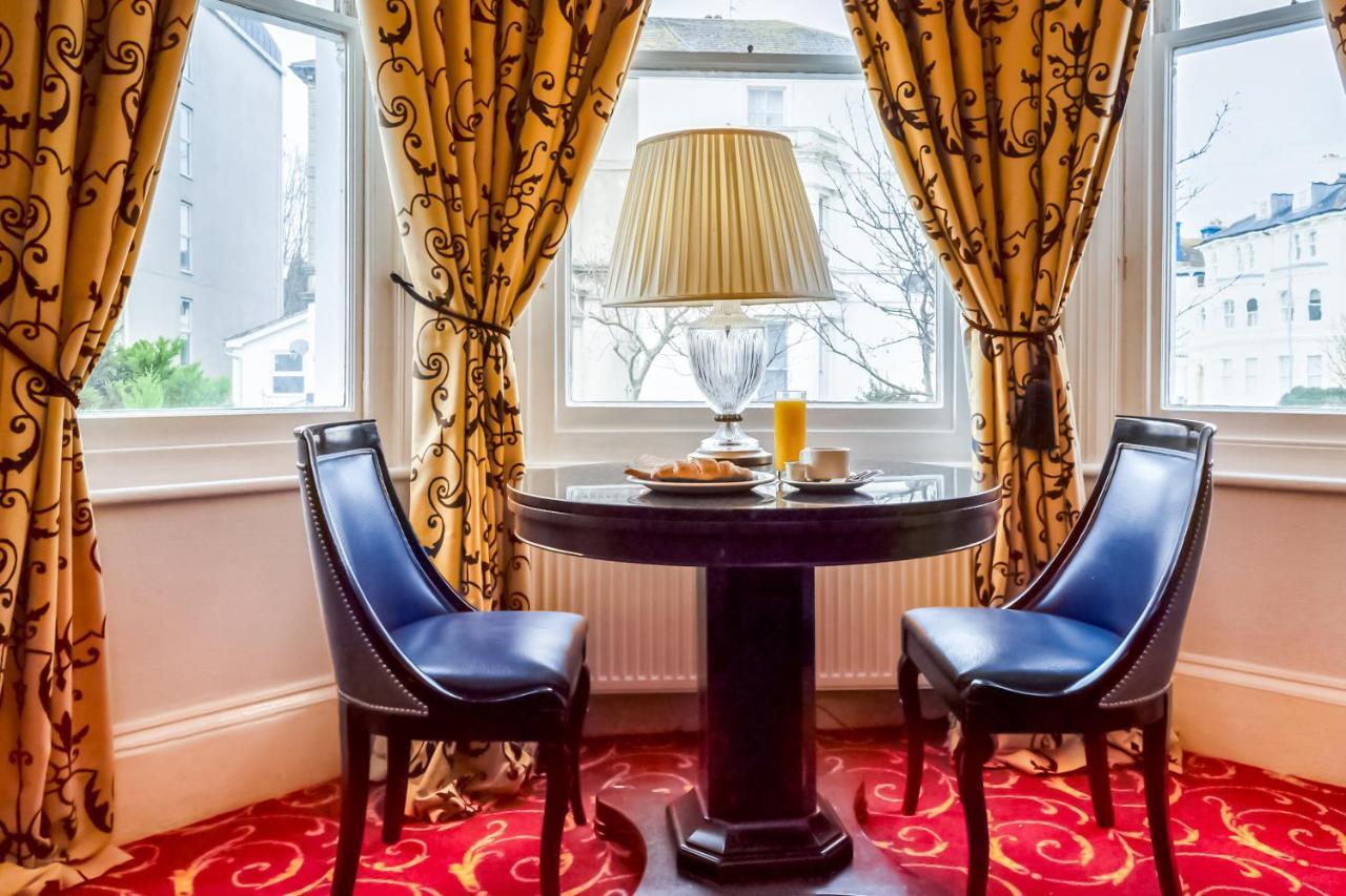 Oyo The Palm Court Hotel WTA-toernooi van WTA-toernooi van Eastbourne Buitenkant foto