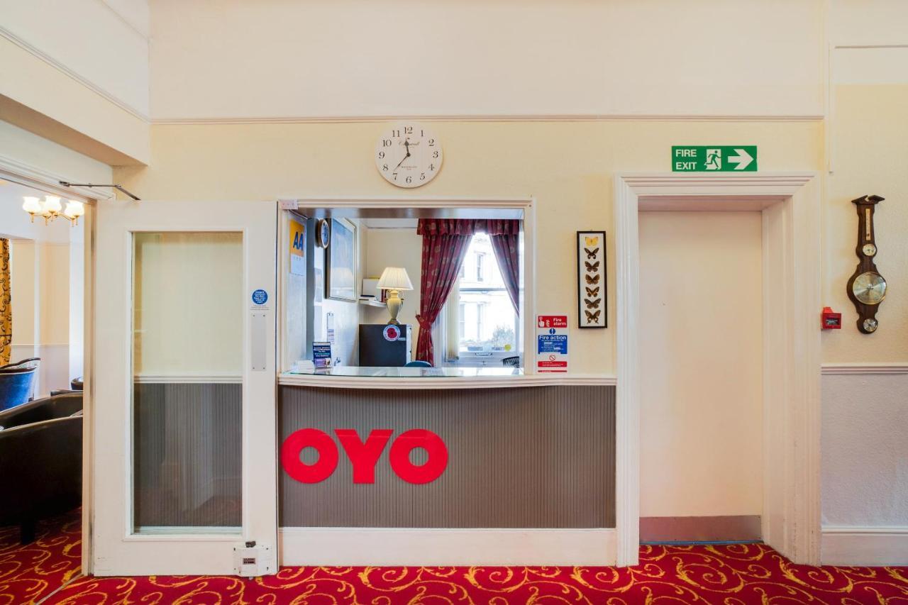 Oyo The Palm Court Hotel WTA-toernooi van WTA-toernooi van Eastbourne Buitenkant foto